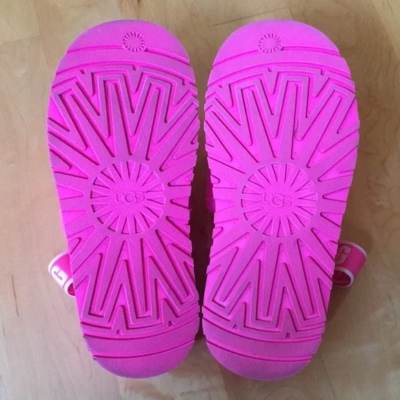 UGG | Disco Open-Toe Slip-On Platform Cross Slide - Picture 10 of 14